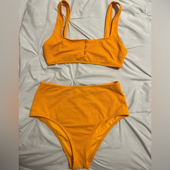 Two piece high waisted bathing suit - Picture 1 of 3